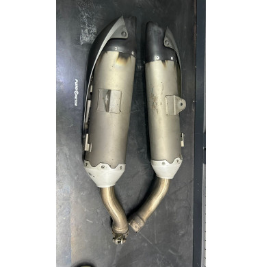 ESCAPES ORIGINALES YAMAHA R1