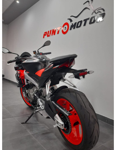 APRILIA TUONO 660