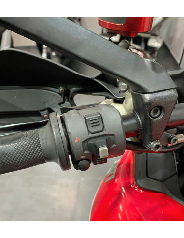 DUCATI MULTISTRADA 1200 S TOURING DUCATI MULTISTRADA 1200 S TOURING