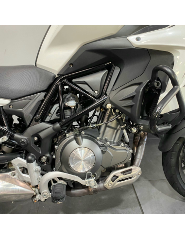 BENELLI TRK 502 BENELLI TRK 502