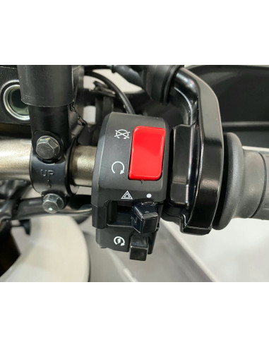 SUZUKI V-STROM 1000 SUZUKI V-STROM 1000