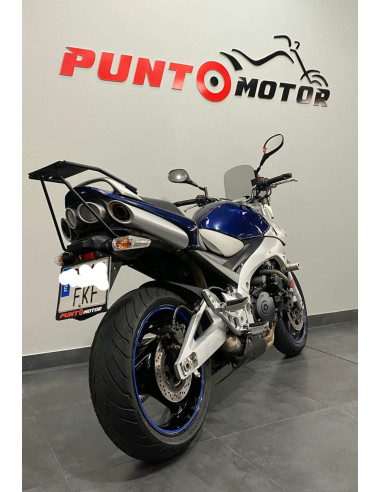 SUZUKI GSR 600