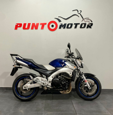SUZUKI GSR 600