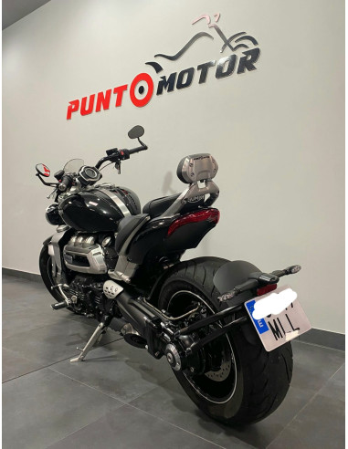 TRIUMPH ROCKET 3 GT