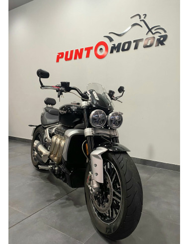 TRIUMPH ROCKET 3 GT