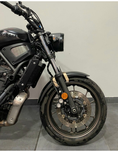 YAMAHA XSR700