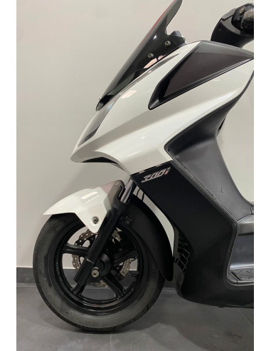 KYMCO SUPER DINK 300
