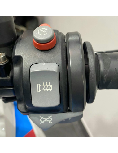 BMW F 650 GS 2008 blanca trail en...