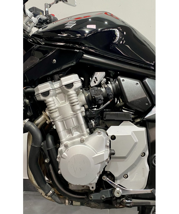 SUZUKI GSF BANDIT 650