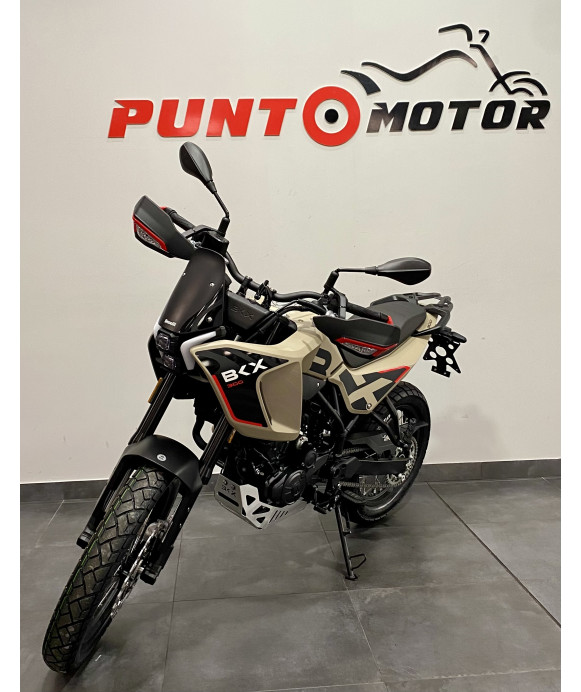 BENELLI BKX 300