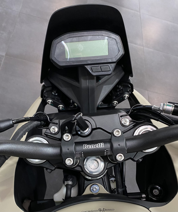 BENELLI BKX 300