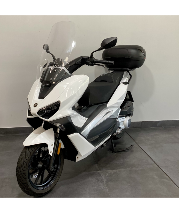 KEEWAY VIESTE 300