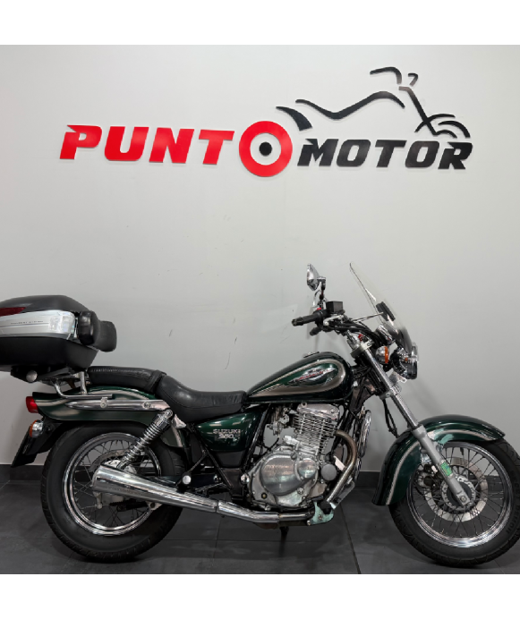 SUZUKI MARAUDER 250