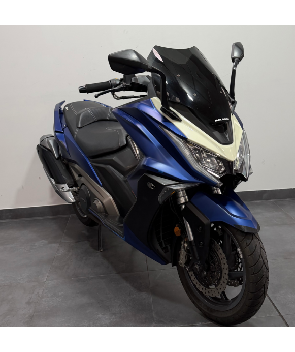 KYMCO AK 550