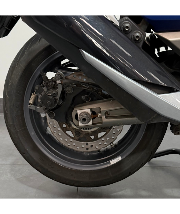 KYMCO AK 550