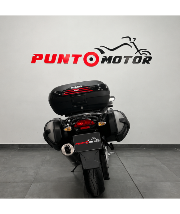 BMW F800 ST