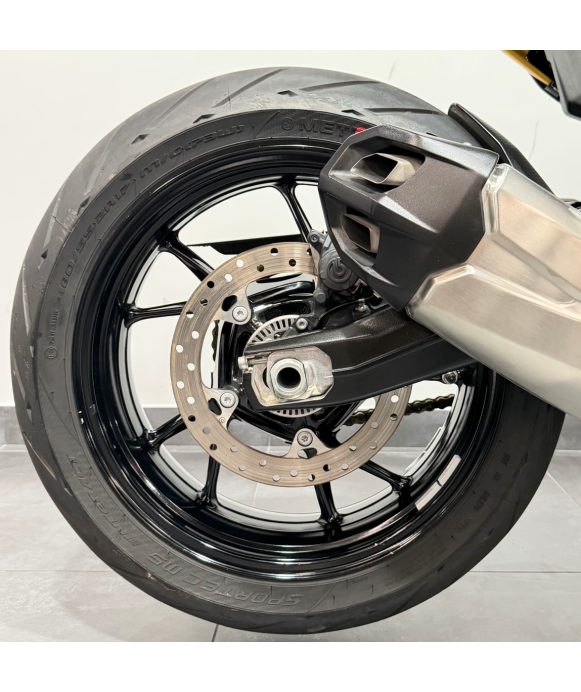 BMW  F 900 R