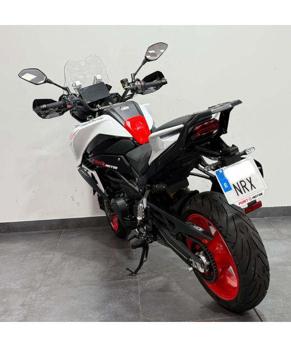 BENELLI TRK 902 STRADALE