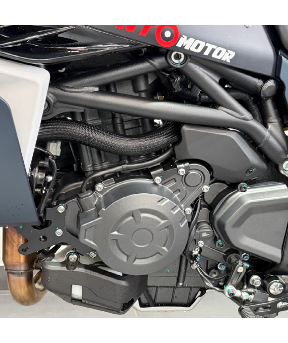 BENELLI TRK 902 STRADALE