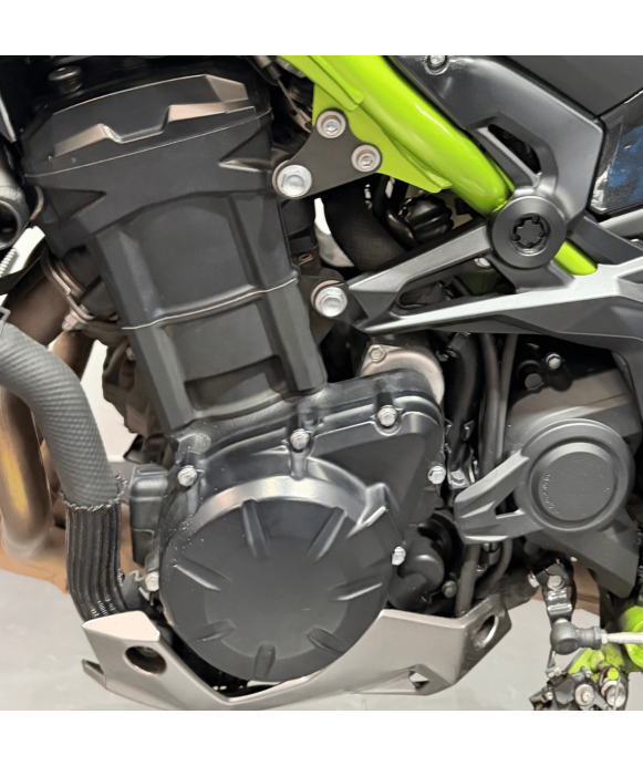 KAWASAKI Z900